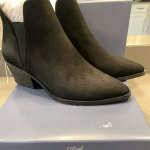 NWT Universal Thread Black Sylvie Boots/Booties size 8